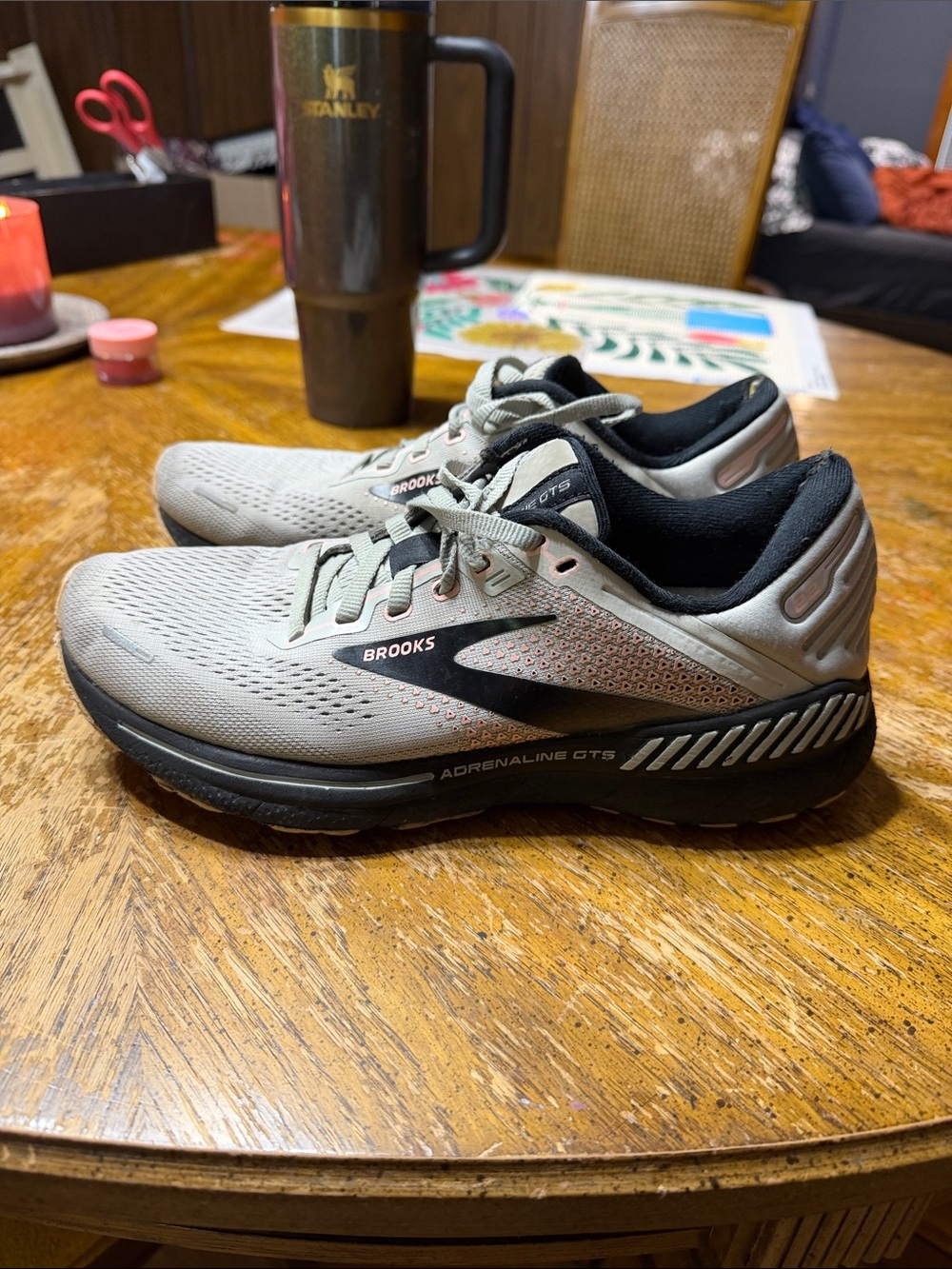 Brooks Adrenaline GTS Running Shoes - Light Gray/Black
